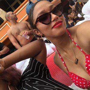 Meet your Posher, Valerie